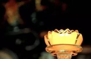 情感挽回 做好这几件事帮助你挽回男友