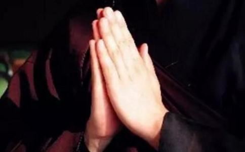 属鸡女不爱一个人的表现 属鸡女不爱一个人的表现是什么