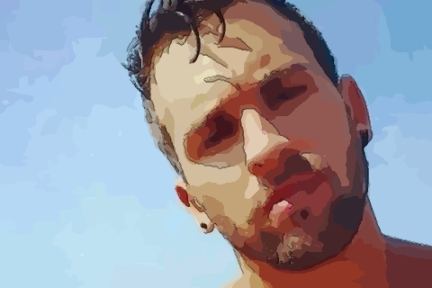 八字看网恋 你容易陷入网恋吗