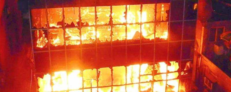 火灾逃生 *** 12种