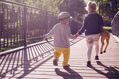 2023年男宝宝小名起名字有意思读起来好听的