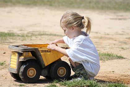 女宝宝姓白用诗词取名，有诗意的白姓女孩名字